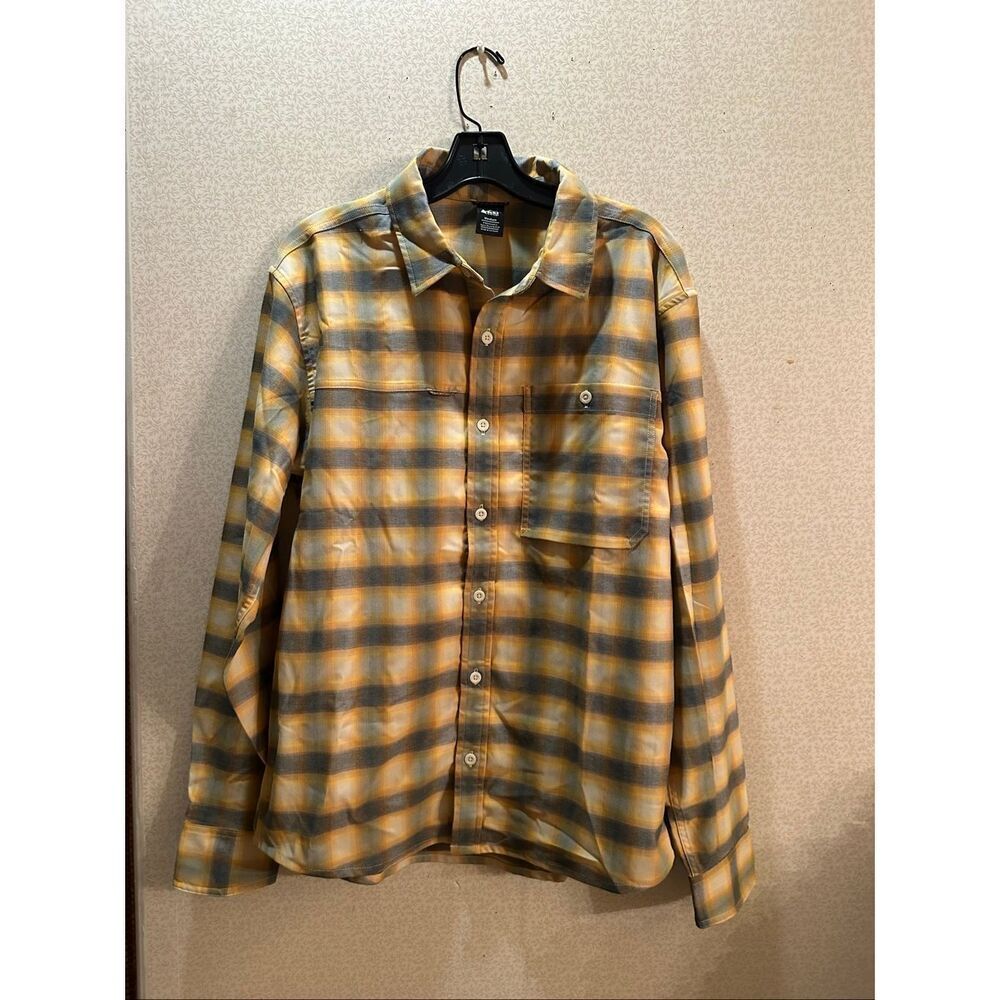 Brand new REI button up shirt armpit